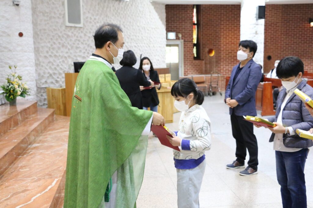 20211024-성경잔치 시상, 필사증 수여, 경시대회 작품전시
