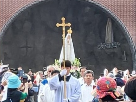 231013-성모님발현106주년기념미사 참석
