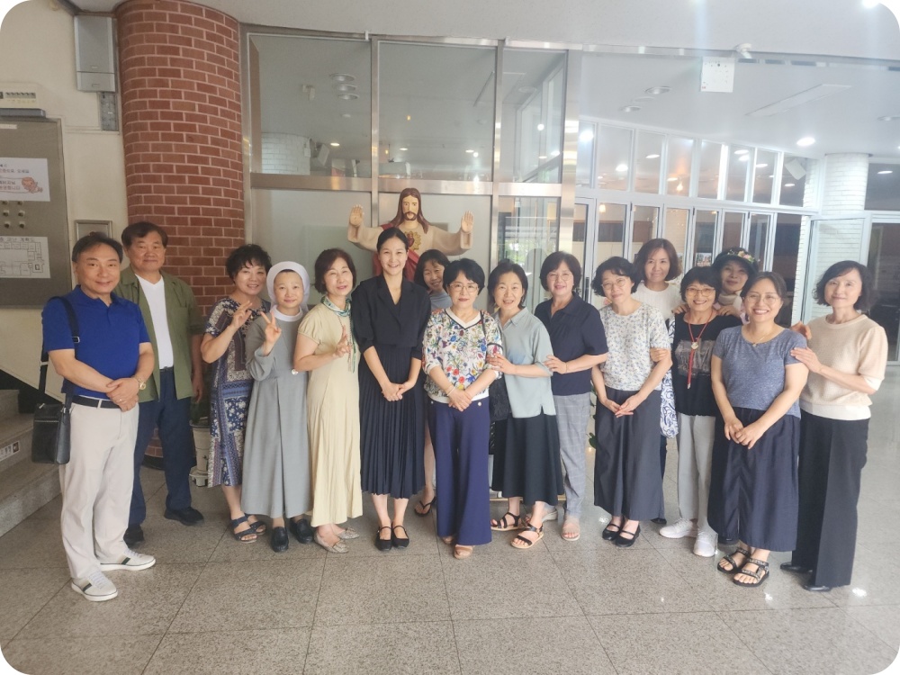 240811-꾸르실료여성209차