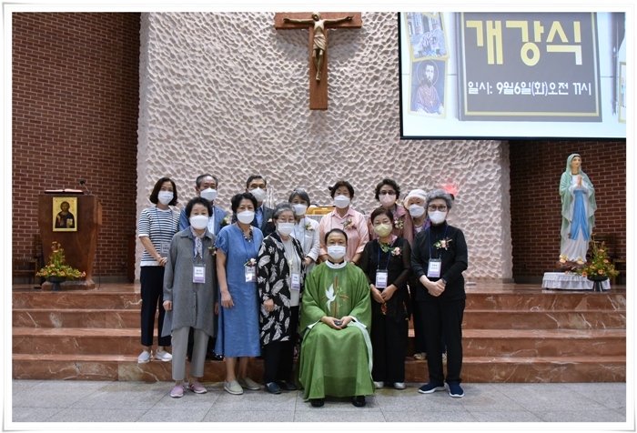 20220906-베르뇌대학 개강식 단체 사진