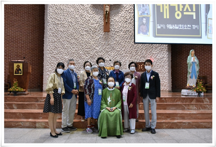 20220906-베르뇌대학 개강식 단체 사진