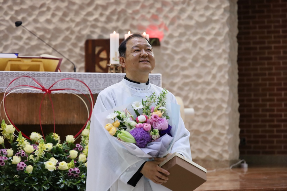 260510_주임신부님 축일축하